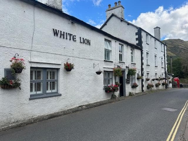 The White Lion Inn